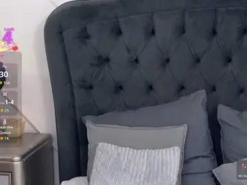 AlizNichols  live sex cam