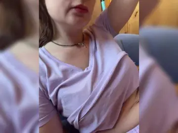 CreamRaspberrya  live sex cam
