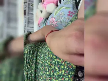 CreamRaspberrya  live sex cam