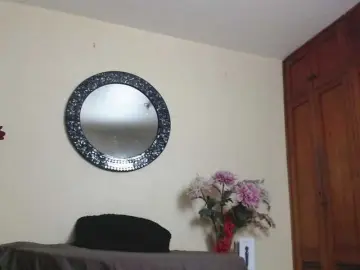 NicoleSantana  live sex cam