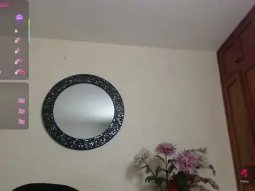 NicoleSantana  live sex cam
