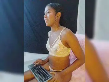 Carameldesire0612  live sex cam