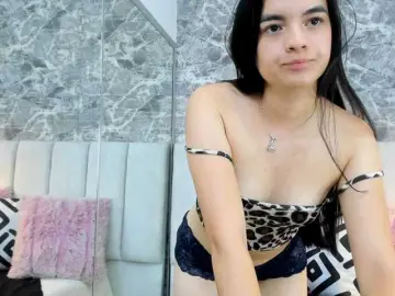 Kaylahills  live sex cam