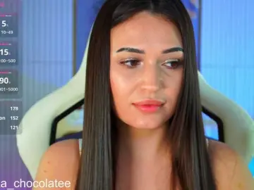Adel-chocolatee  live sex cam