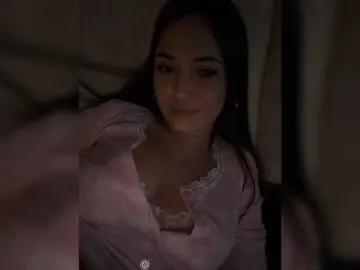 Adel-chocolatee  live sex cam