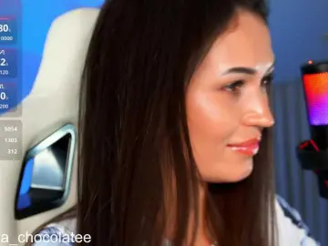 Adel-chocolatee  live sex cam