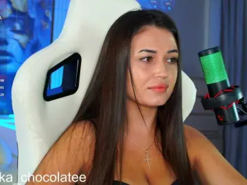 Adel-chocolatee  live sex cam