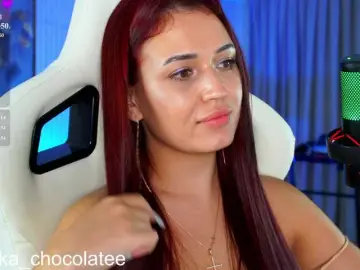 Adel-chocolatee  live sex cam
