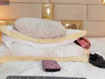 AngelineStone  live sex cam