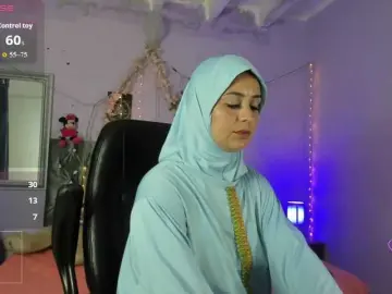 BadraSaadi  live sex cam