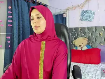 BadraSaadi  live sex cam