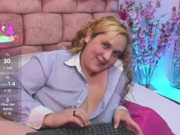 Dulcenoa  live sex cam