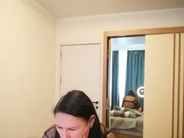 Find-me2  live sex cam