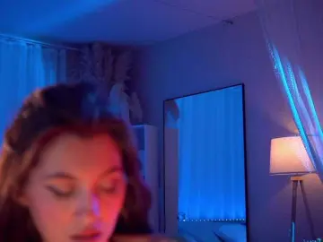 HoneyCherry  live sex cam