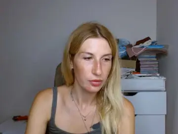 LunaVibe-V  live sex cam