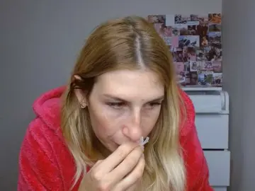 LunaVibe-V  live sex cam