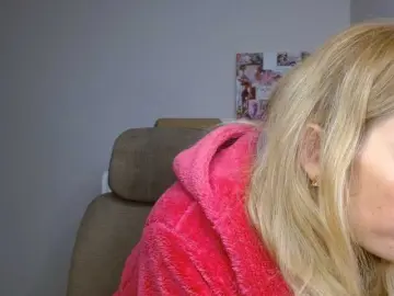 LunaVibe-V  live sex cam
