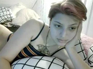 QuietToriel  live sex cam