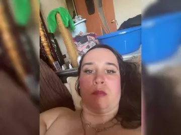 SaliiOnli  live sex cam