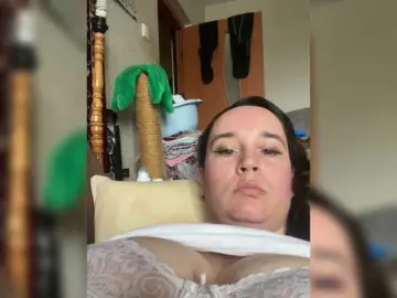 SaliiOnli  live sex cam