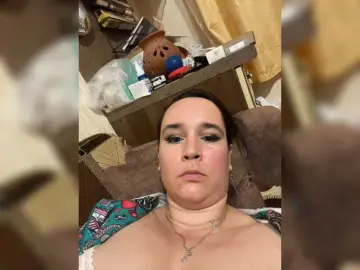 SaliiOnli  live sex cam