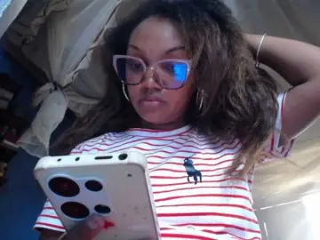 Pretty-ass  live sex cam