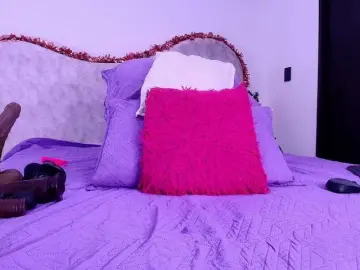 Shels-loreds  live sex cam