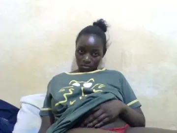 Sweet-elena  live sex cam