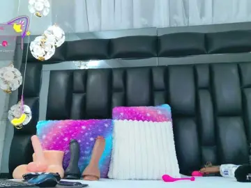 AuraRoss  live sex cam