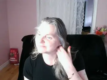 Chealsiek  live sex cam