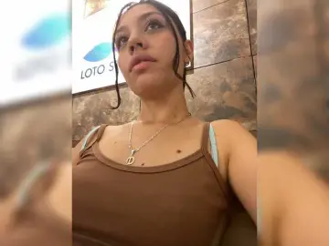 CheryelFoxx  live sex cam