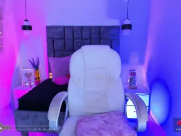 Jisoosquirt  live sex cam