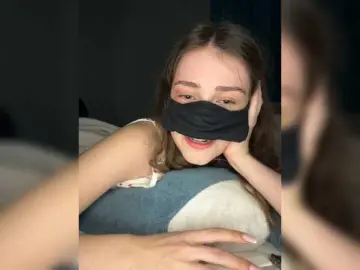 Lovely-eyes  live sex cam