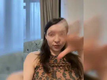 Renaw  live sex cam