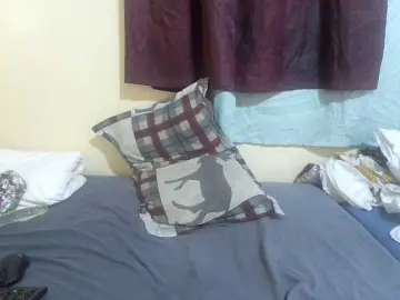 Shes-sexy  live sex cam