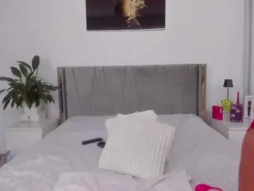 Jessykm123  live sex cam