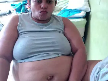 Mia-naughty  live sex cam