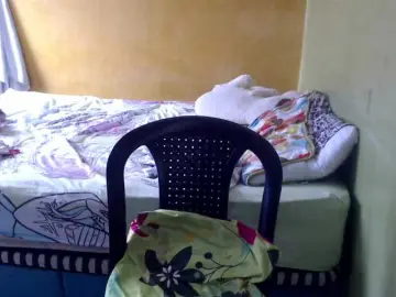 Mia-naughty  live sex cam
