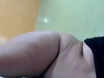Mia-naughty  live sex cam