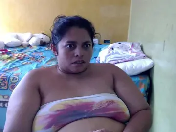 Mia-naughty  live sex cam
