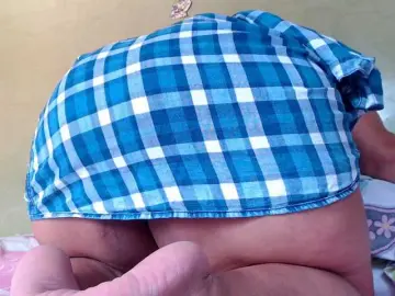 Mia-naughty  live sex cam
