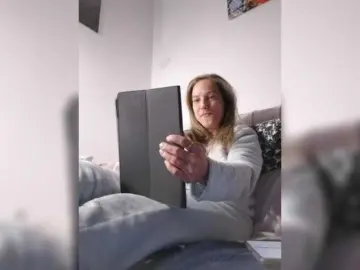 Dark-Angel-22  live sex cam