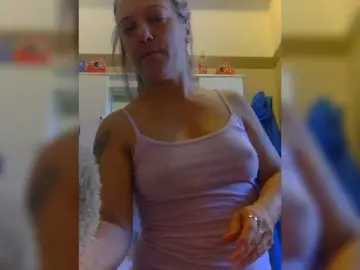 Dark-Angel-22  live sex cam