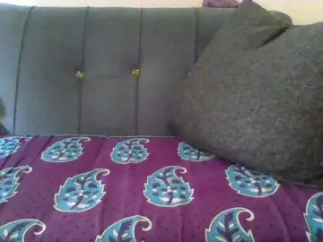 Freshslut  live sex cam
