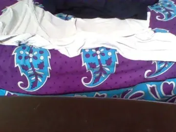 Freshslut  live sex cam