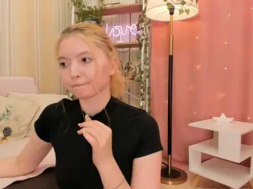 LilithVermillion  live sex cam