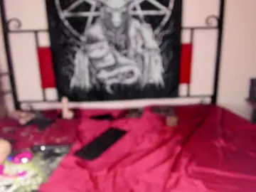 Princess18xxx  live sex cam