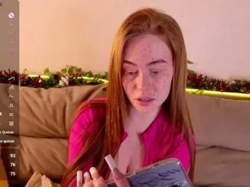 Roxy-Sunny  live sex cam