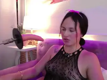 SoffieGaging  live sex cam