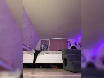 -MaybeBaby-  live sex cam